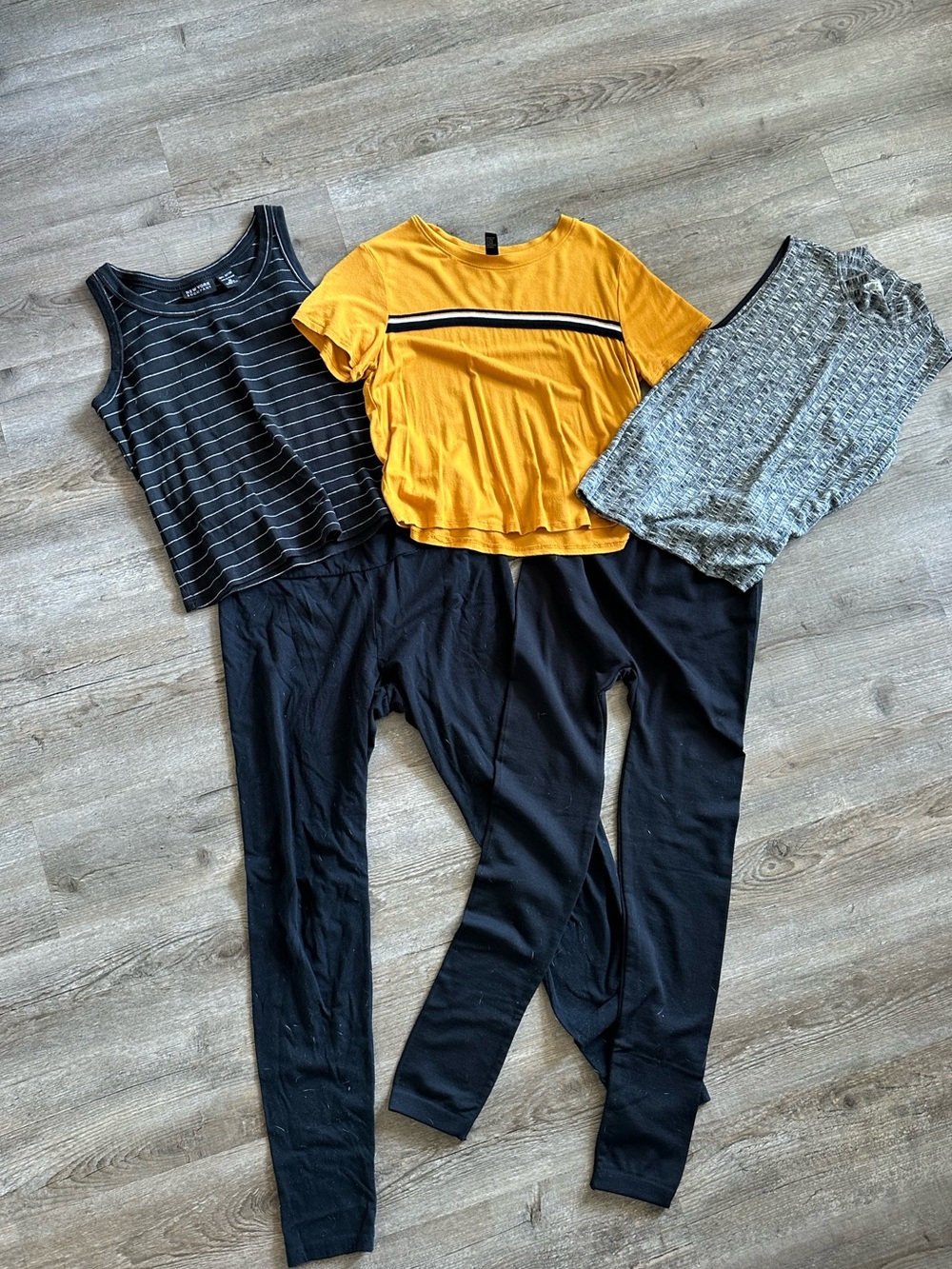Bundle of new york & co, aero, forever 21 leggings and shirts
